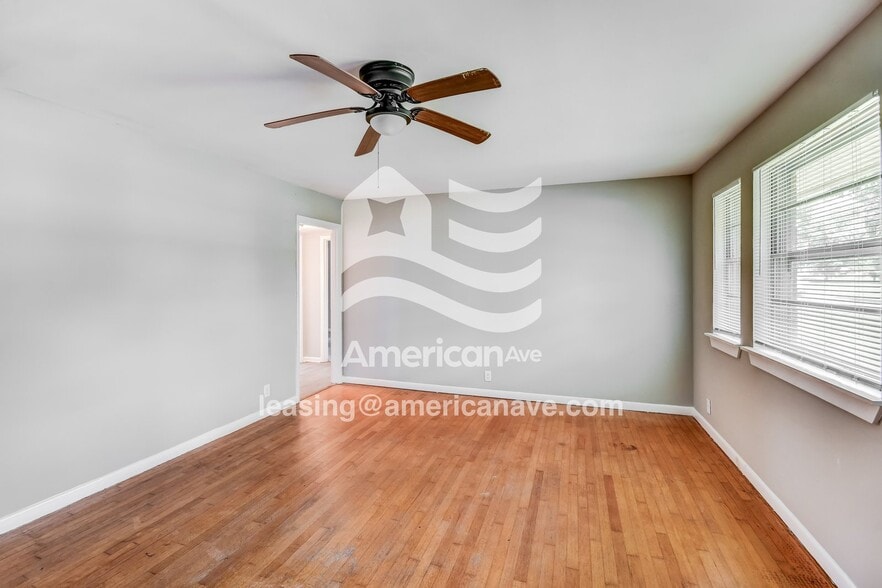 Building Photo - 3116 Cora Ave