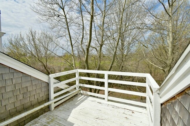 Building Photo - 39A Bellis Cir