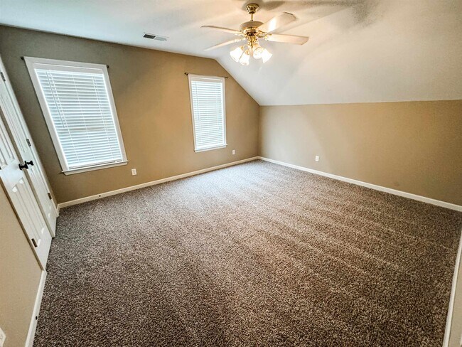 Building Photo - 10471 Ashboro Dr