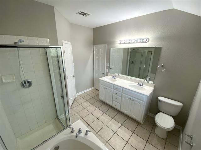 Building Photo - 15674 Wrangler Dr