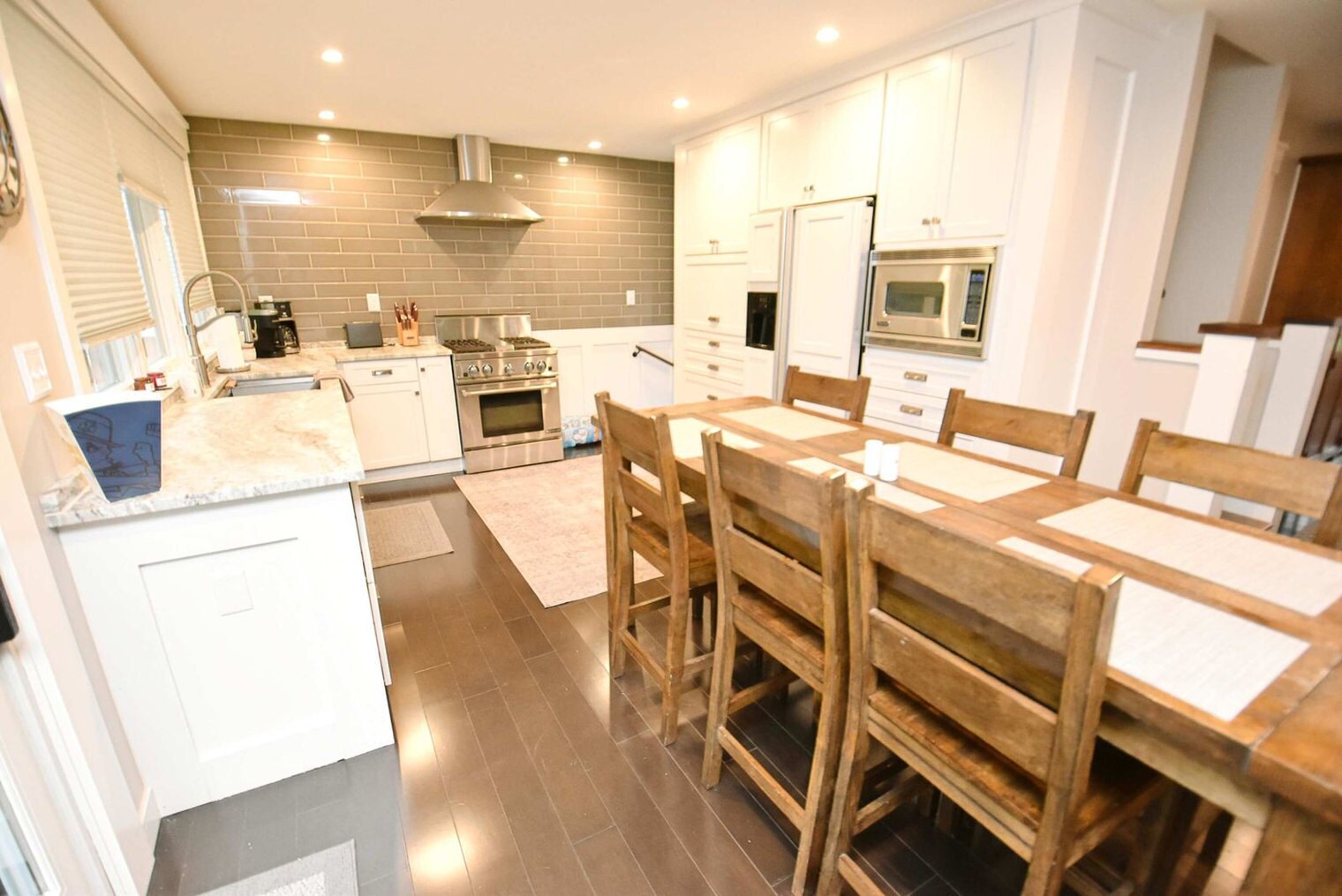 Building Photo - 1012 N Lawrence St