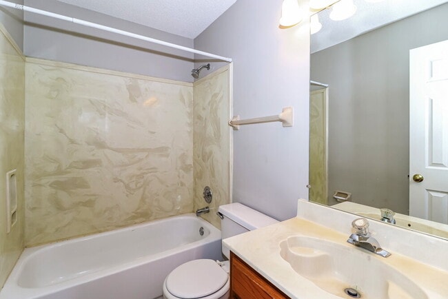 Building Photo - 6487 Tarus Dr