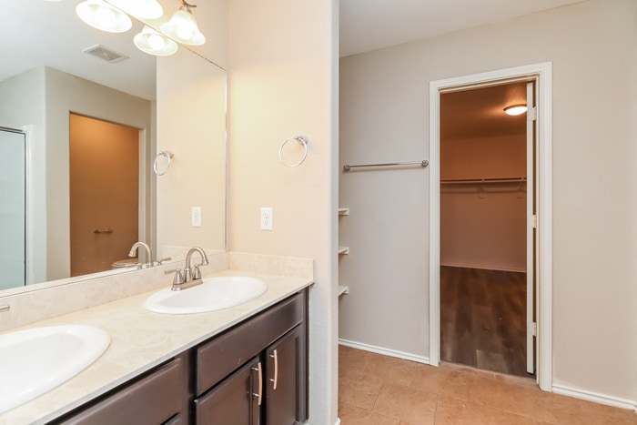 Building Photo - 19194 Shire Horse Blvd