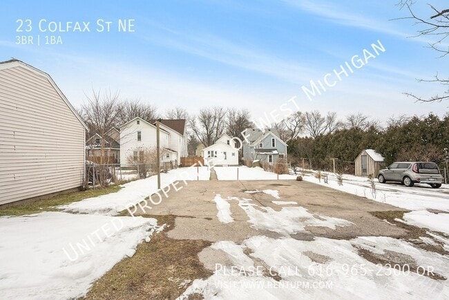 Building Photo - 23 Colfax St NE