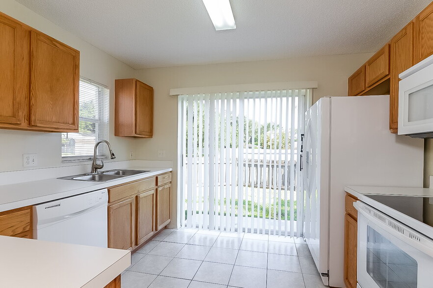 Building Photo - 9837 Morris Glen Way