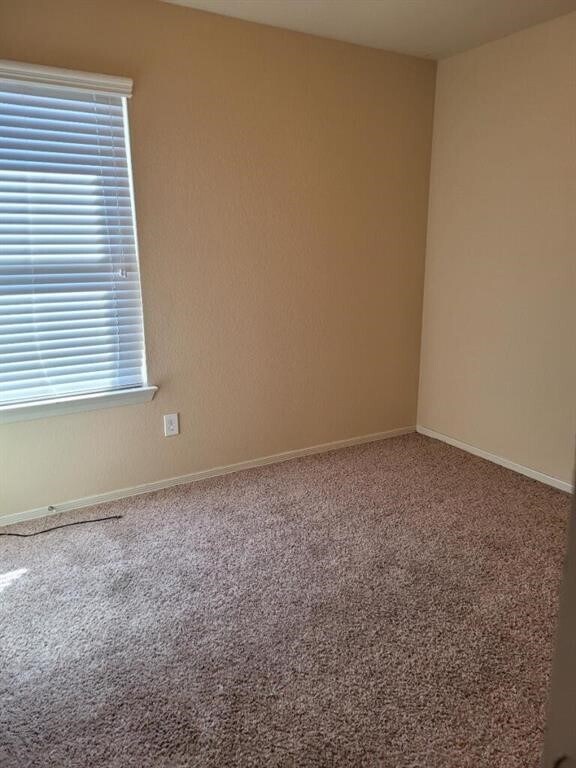 Building Photo - 7825 Big Oak Dr