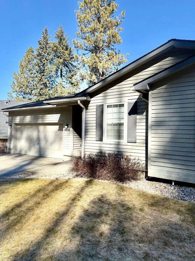Building Photo - 4Bed/3Bath Stunning Home in Qualchan Hills Spokane most sought-after neighborhoods