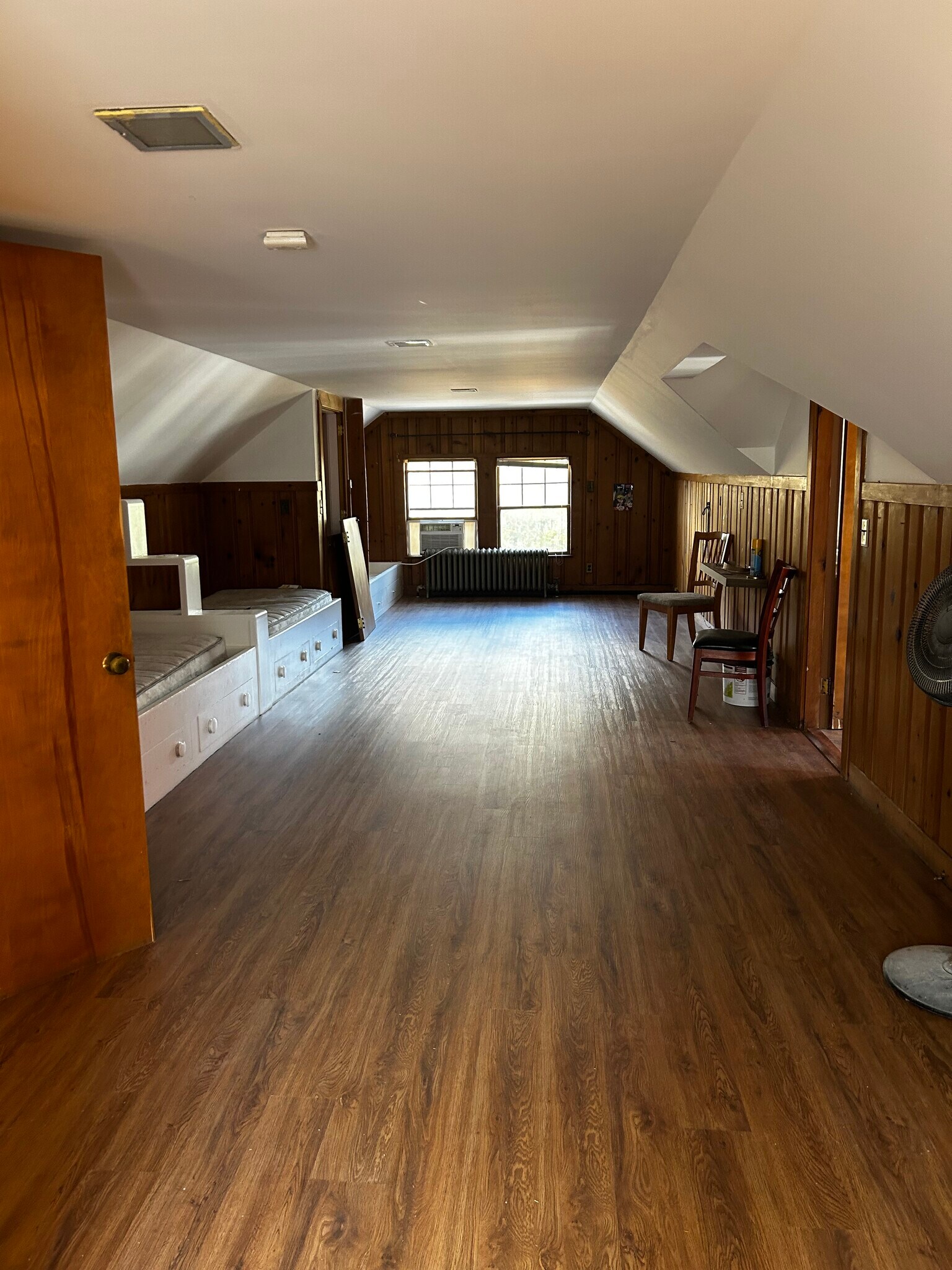 Building Photo - 176 Brush Hill Rd