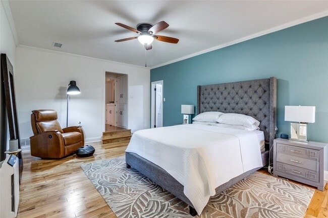 Building Photo - 7350 Fieldgate Dr