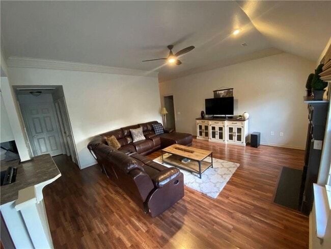 Building Photo - 2949 Bluegrass Pl