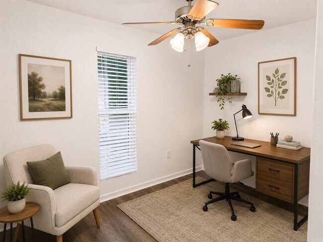 Building Photo - 2021 Bluebonnet Ln