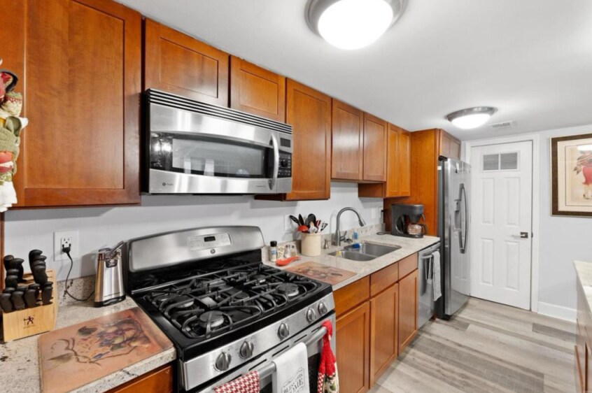 Kitchen - 1150 Rue La Chelle Walk