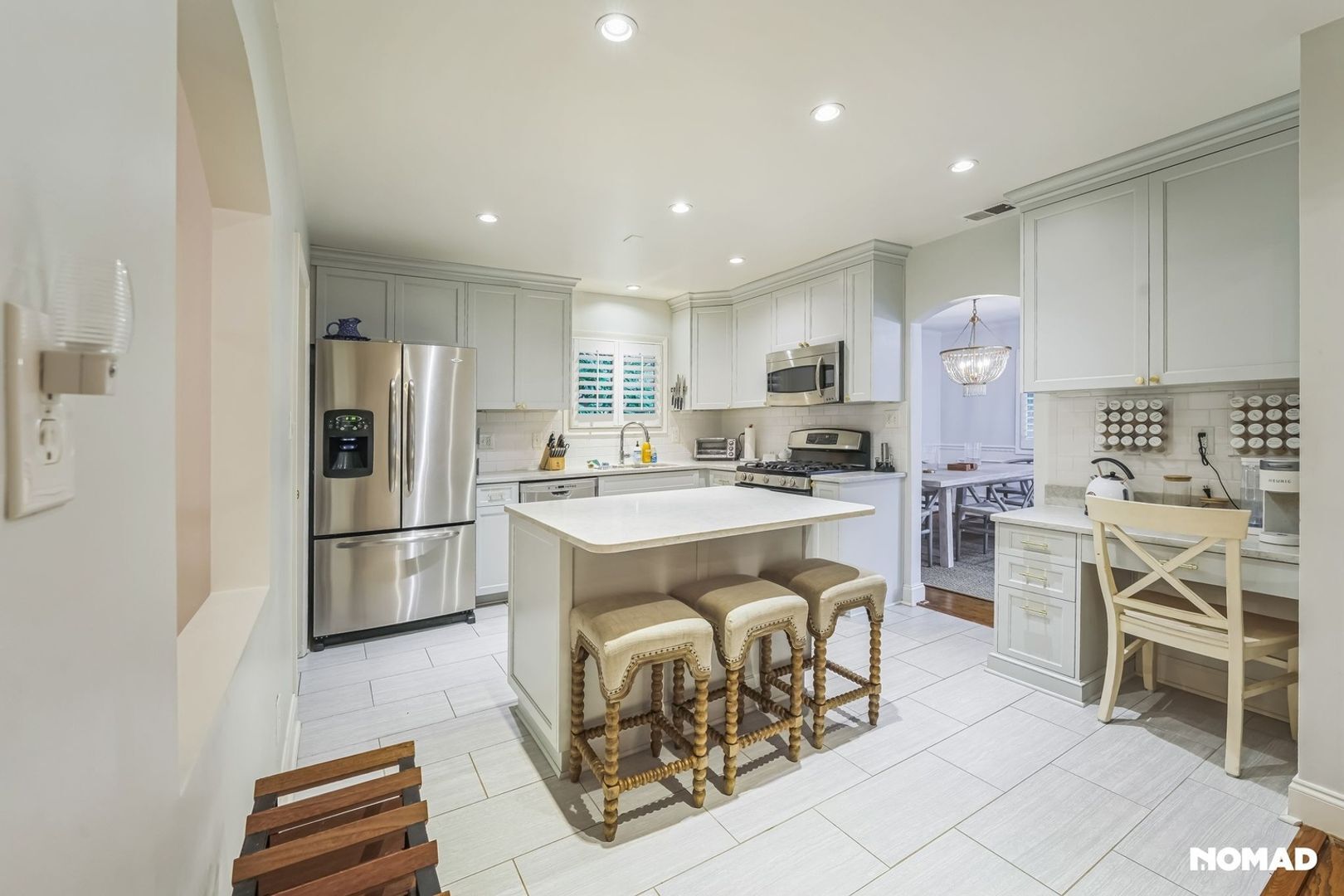 Building Photo - 7112 Valley Haven Dr