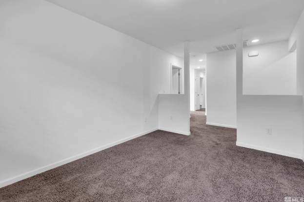 Building Photo - 698 Valmy Dr