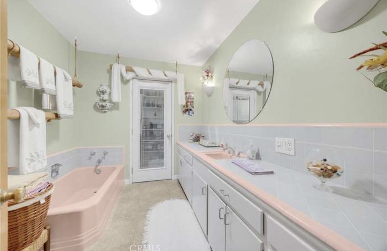 Building Photo - 2953 Rockhill Way