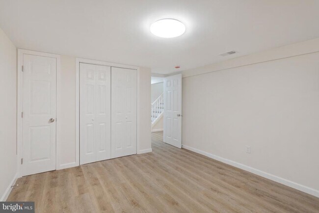 Building Photo - 12608 Farnell Dr
