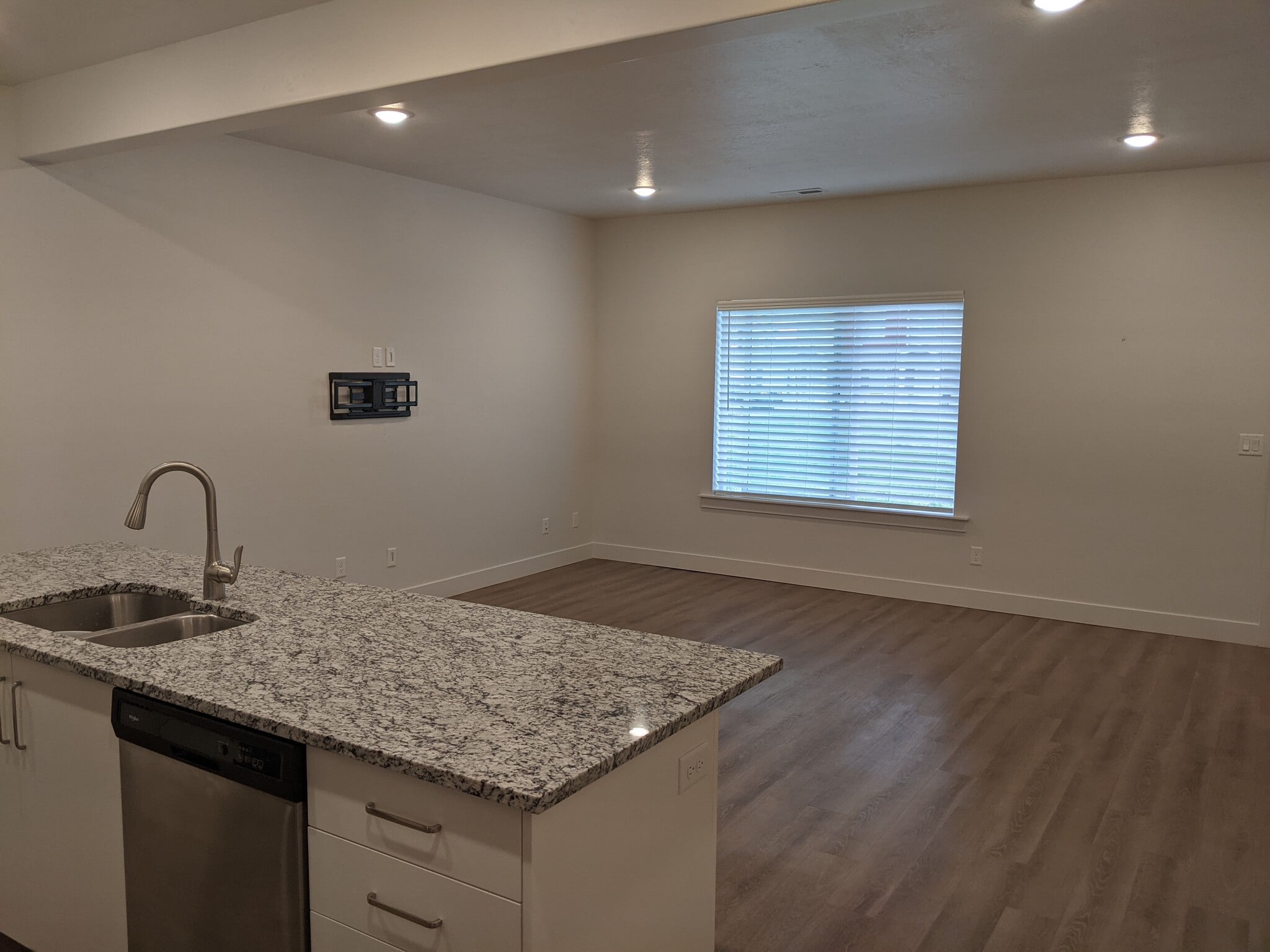 Building Photo - 448 S 1580 E