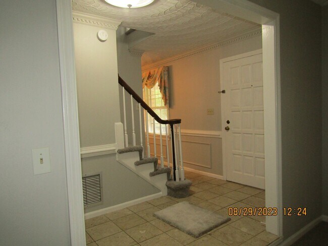 Building Photo - Bellamy Estates