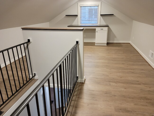 Building Photo - 112 Bartholf Rd