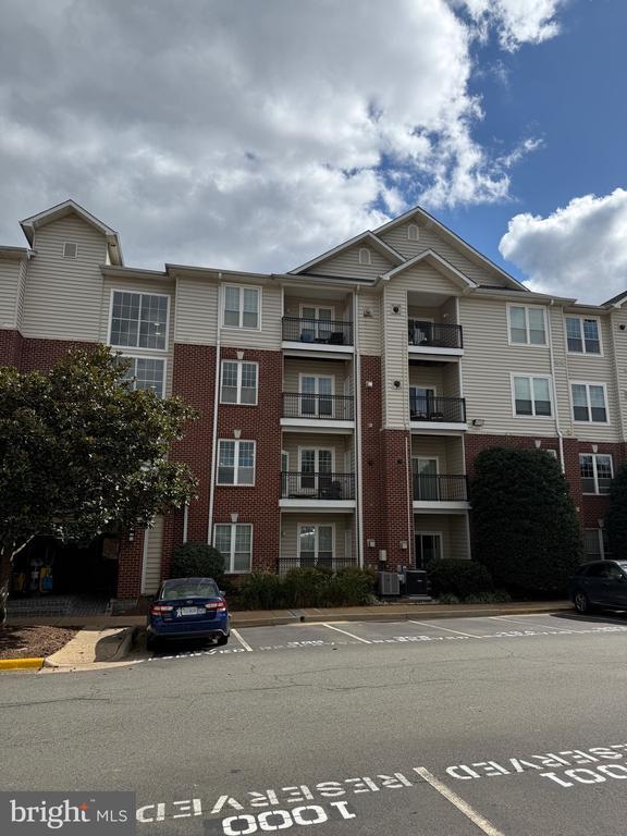 Building Photo - 1601 Spring Gate Dr.