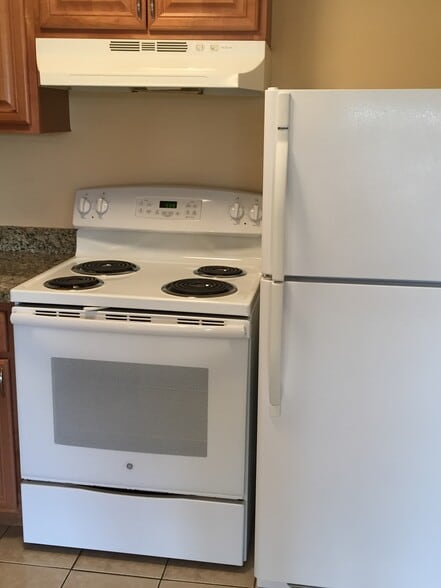 Building Photo - 46 Cochituate Rd