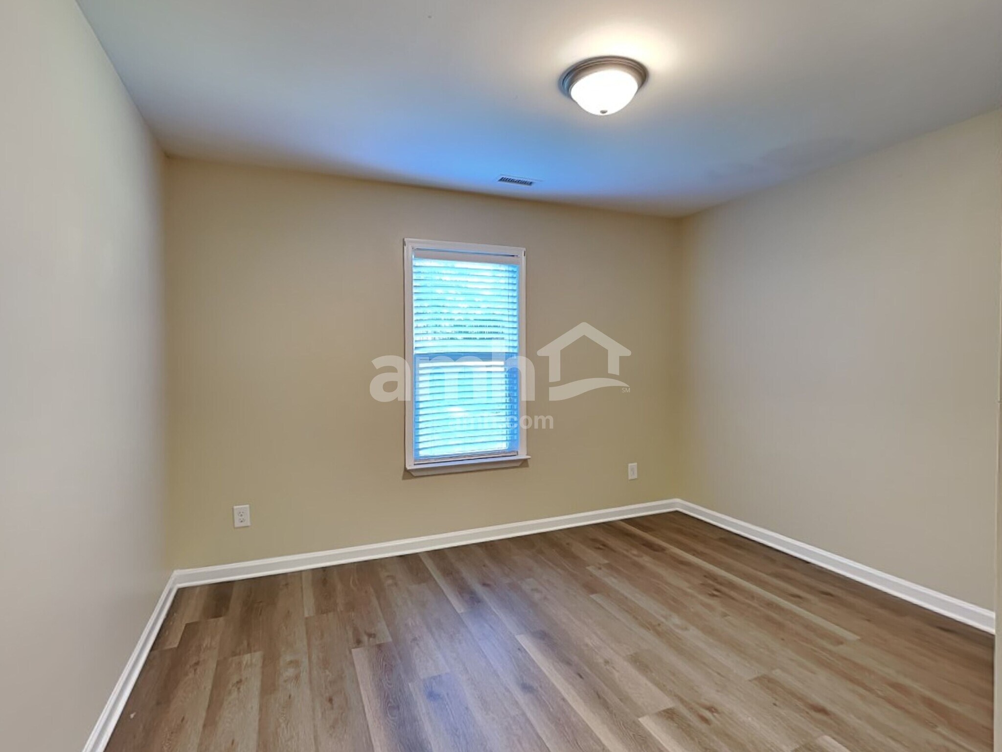 Building Photo - 111 Chadford Pl