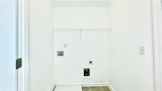 Building Photo - 436 Fieldview Ln