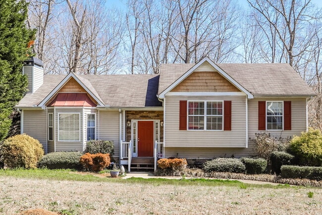 Building Photo - 207 Meadow Spring Dr