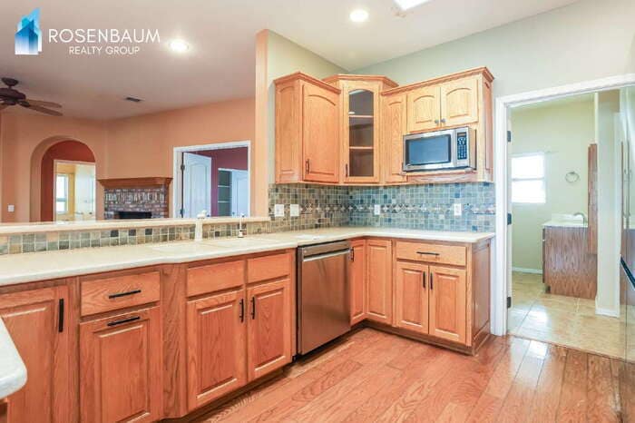 Building Photo - 15310 S Kline Pl