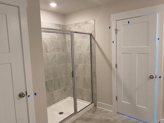 Building Photo - Brand New  home in Simpsonville !! 5 Bedroom and 4 baths in Highland Chase