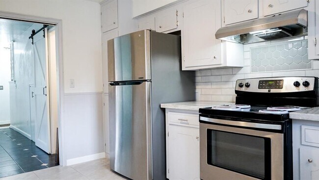 Building Photo - 6708 Biggs Ct