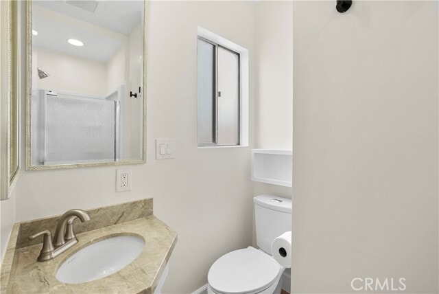 Building Photo - 121 Topaz Ave