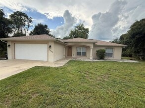 Building Photo - 3305 Circleville St