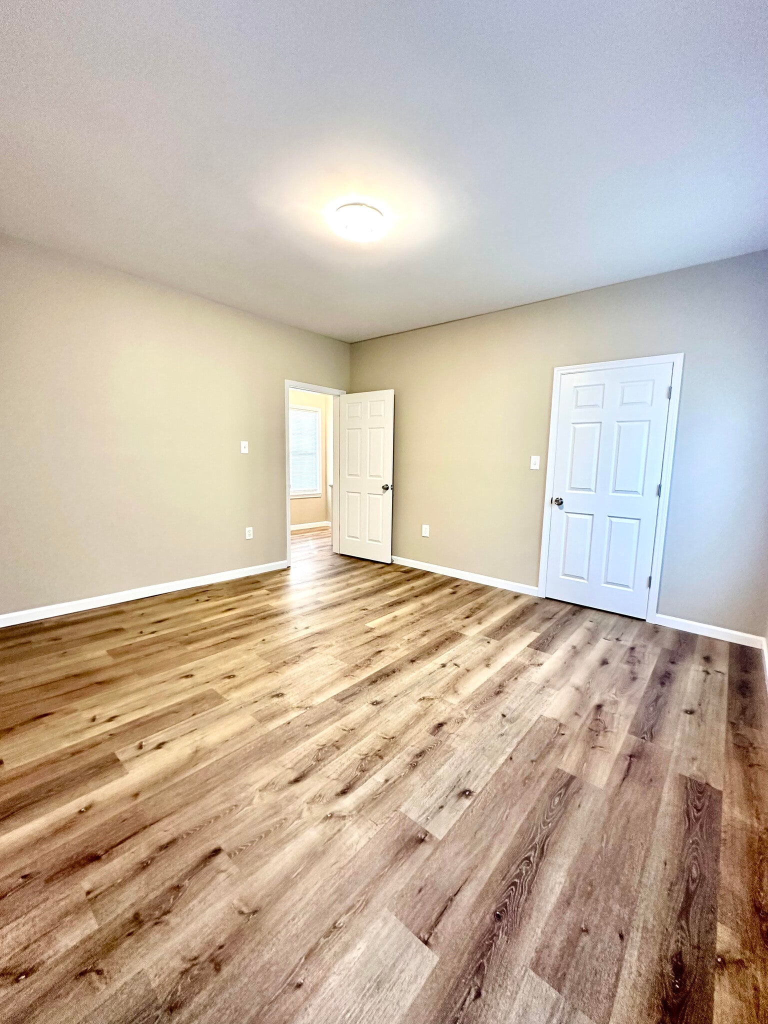 Building Photo - 381 Jefferson St