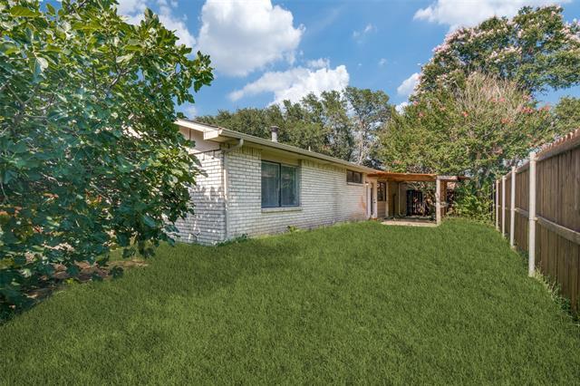 Building Photo - 5709 Christie Ln