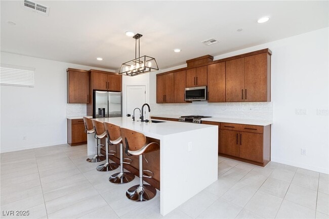 Building Photo - 836 Carlon Hls Ave