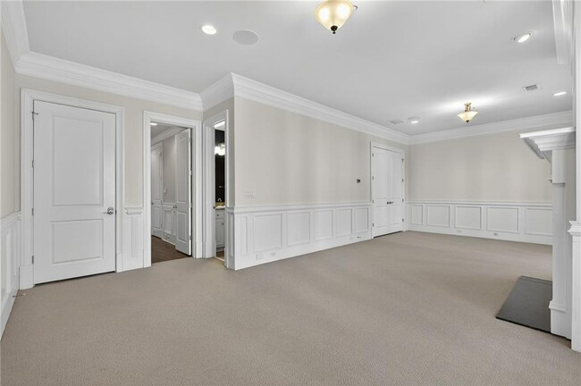 Building Photo - 3475 Roxboro Rd NE