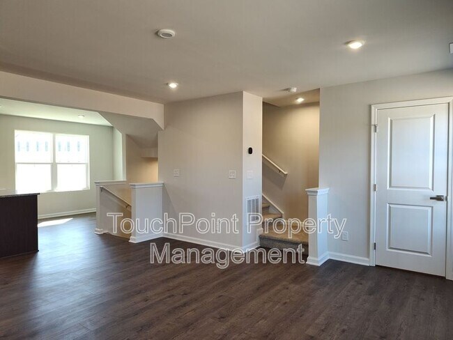 Building Photo - 8031 Sinnet Pl