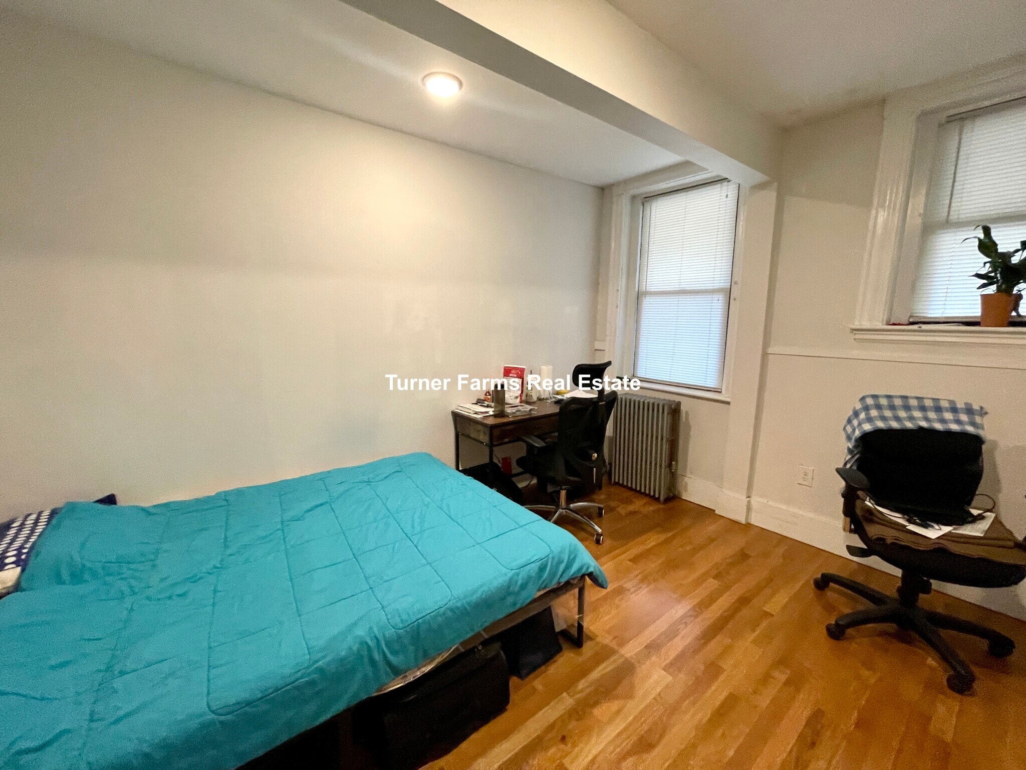 Building Photo - 40 Cedar St