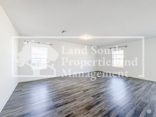 Building Photo - 4141 Salt Springs Ln