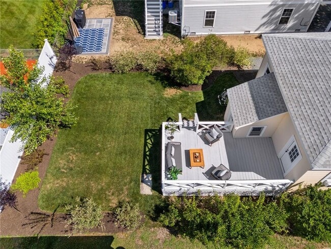 Building Photo - 83 Spring Ave