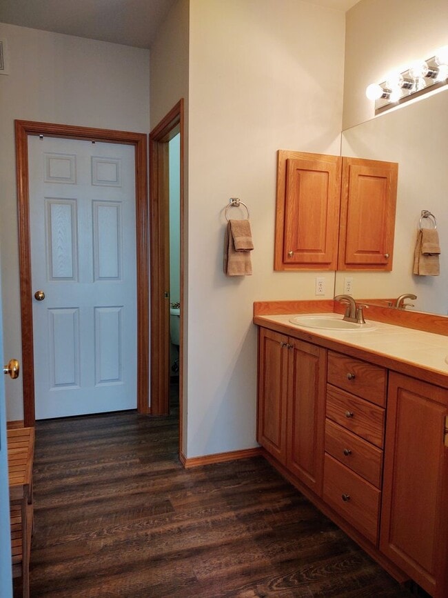 Building Photo - Townhome in Silverdale's Summerwind Community