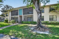 Building Photo - 9810 Pineapple Tree Dr