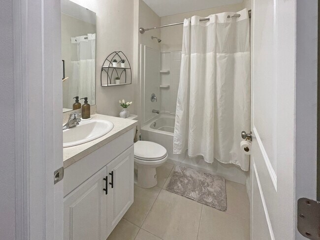 Building Photo - 307 Millstone Ct