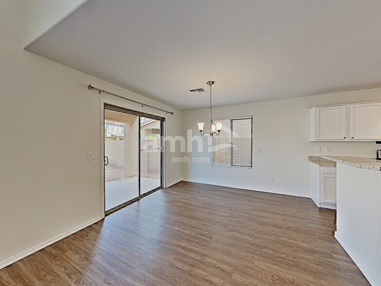 Building Photo - 16194 W Shangri La Rd