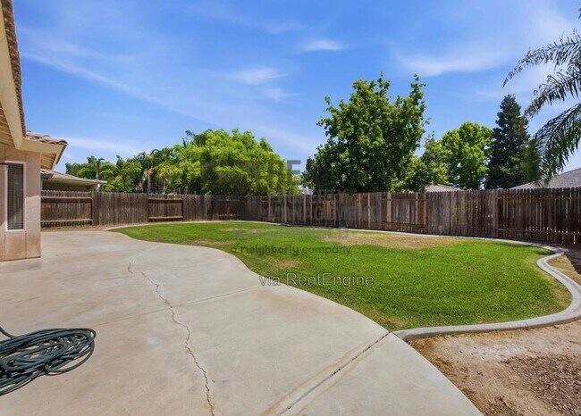 Building Photo - 9913 Pavilion Dr