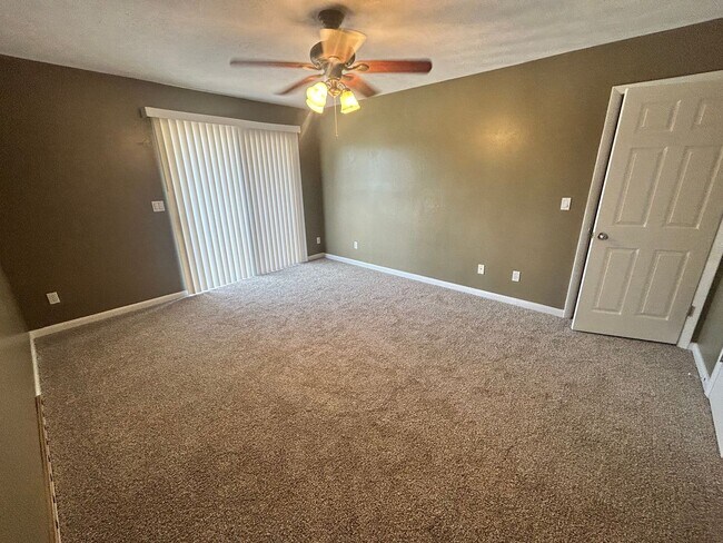 Building Photo - 5009 Donalson Rd