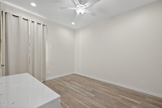 Building Photo - 20194 E Raven Dr