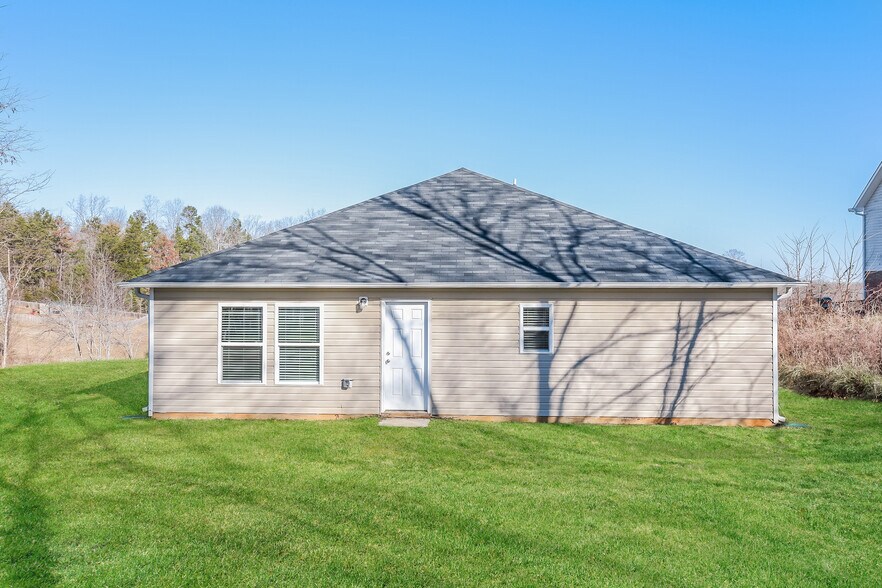 Building Photo - 2407 Heritage View Ln