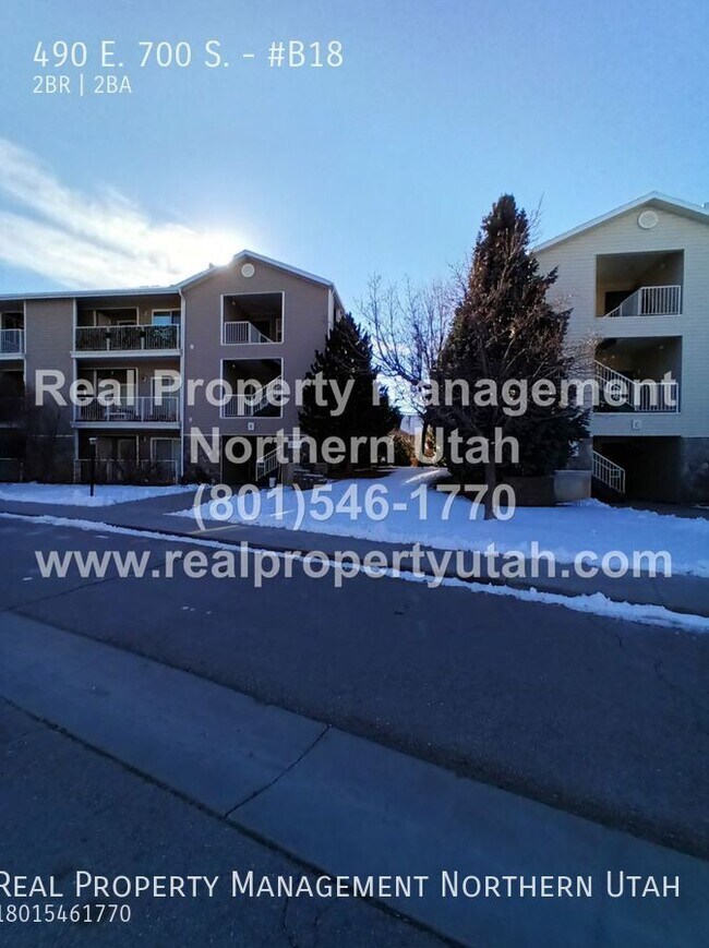 Building Photo - 490 E 700 S